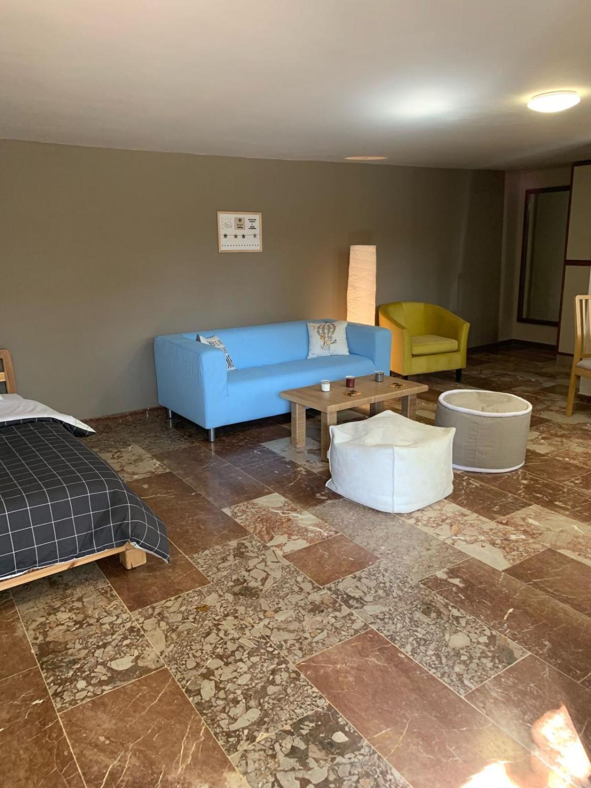 Zoes Place Apartment Artemida  Ngoại thất bức ảnh