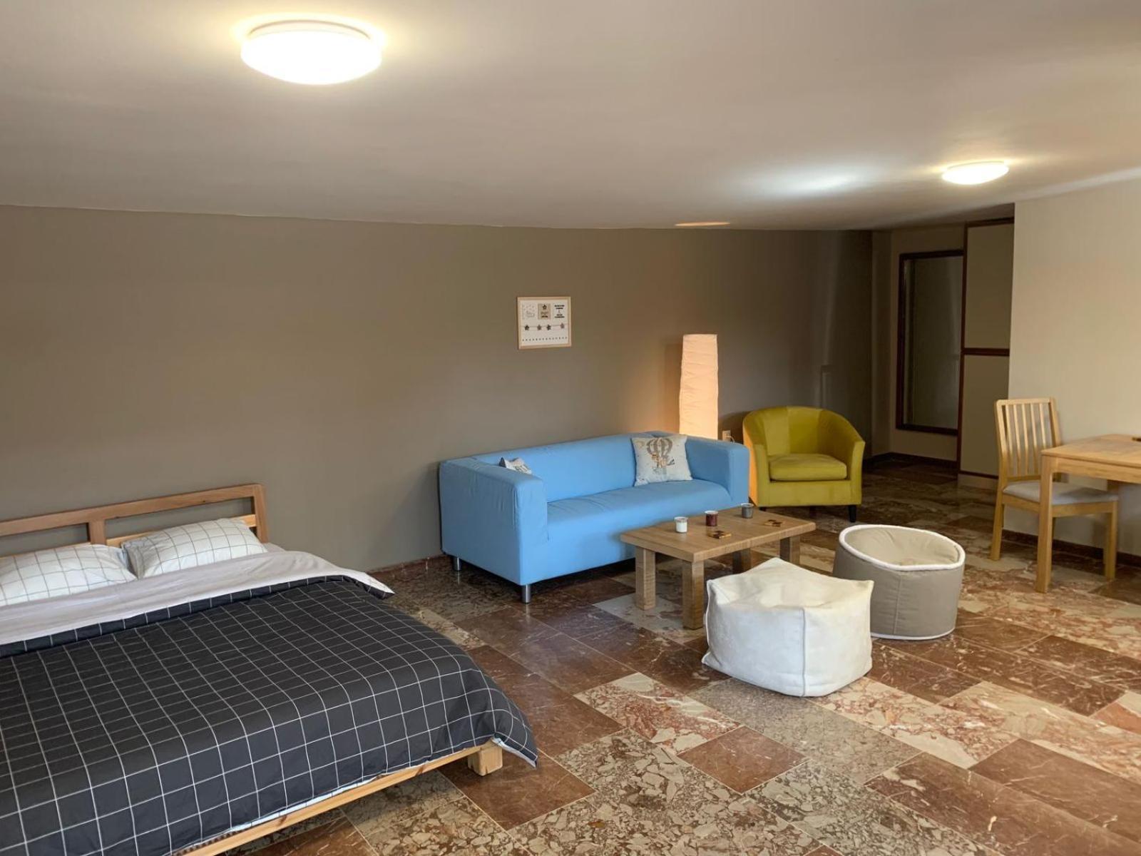 Zoes Place Apartment Artemida  Ngoại thất bức ảnh
